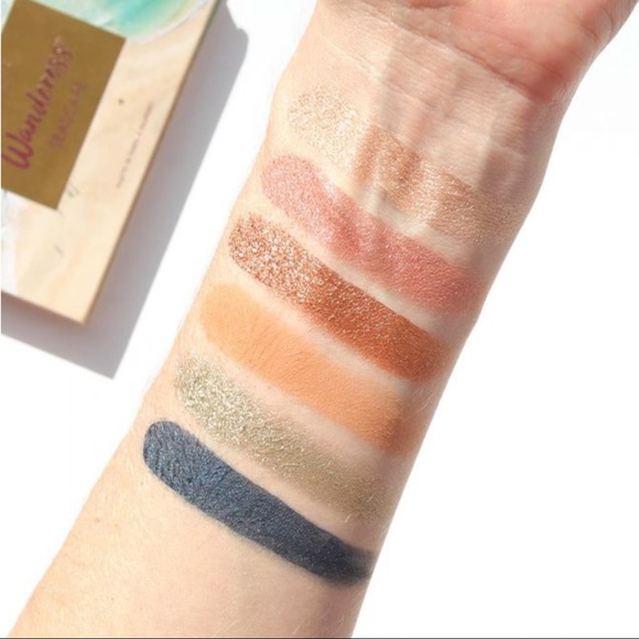 ✨🆕💗🌊WANDER BEAUTY WANDERESS SEASCAPE EYESHADOW PALETTE🏝️💗 - Picture 7 of 7